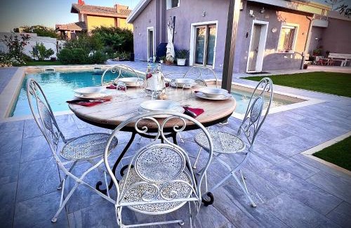 Quartu Sant'Elena Cama Y Desayuno | B&B Le pavoncelle sarde