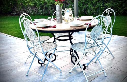 Quartu Sant'Elena Cama Y Desayuno | B&B Le pavoncelle sarde