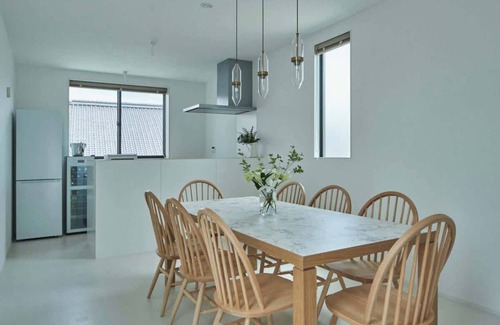 Onomichi Villa | Modern Onomichi Oasis: Private Sauna Retreat