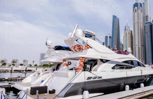 Dubai Marina Alquiler De Eote | Babbar Yachts