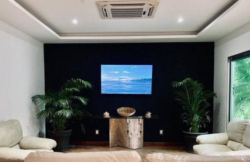 Cancún Hotel | Bacab Mansion