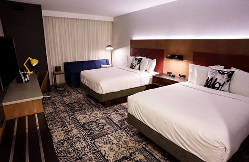 Lititz Hotel | Backstage vibe- Lancaster charm -King Room w/Kitchenette & Separate Seating Area