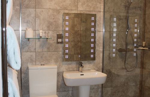 Barwell Hotel | Badgers Mount Hotel