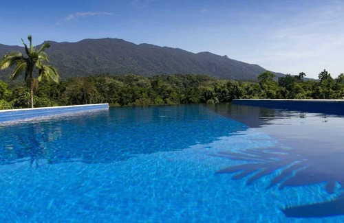 Miallo Casa | Bali HainA private retreat on acreage, close to town, ocean & the rainforest