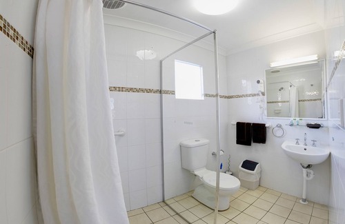 Tuncurry Hotel | Bali Hi