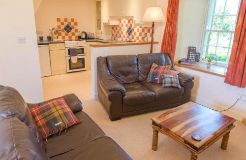 Fintry Casa | Ballat Smithy Cottage