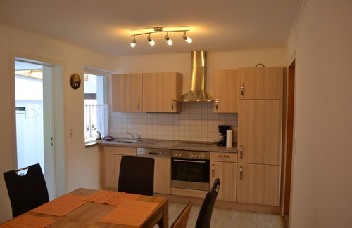 Stakendorf Casa | Casa del mar Báltico - cerca de la playa - / completamente modernizada