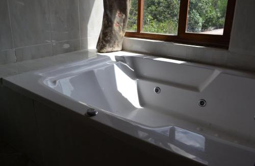 Tumbaco Casa | Bamboo Village Place