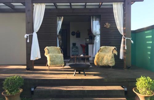 Torres Casa | Bangalô em frente a reserva ecológica e 300m do mar