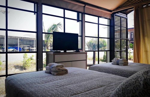 Bang Pakong Hotel | Bangpakong Boat Club