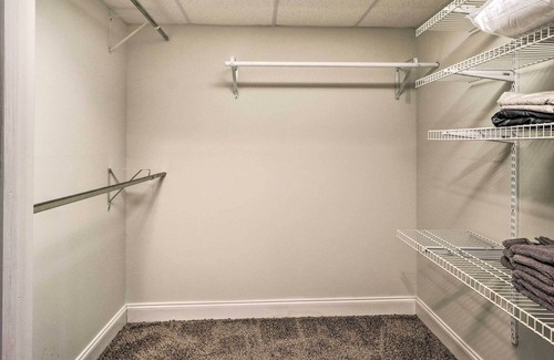 Fayetteville Casa | Basement Hideaway < 3 Mi to Pinewood Studios!