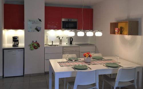 Cambo-les-Bains Apartamento | BaskoParadis I Apt I Spacieux I Douillet I Coloré I Lit 160 I Terrasse I Patio