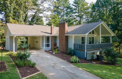 Pisgah Forest Casa | Bass Lake Retreat