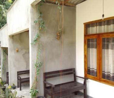 Homagama Hotel | Batawala PARADIES inn