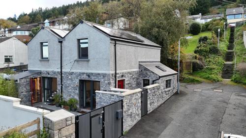 Newcastle Casa | Bath Lane Cottages & Sauna Garden