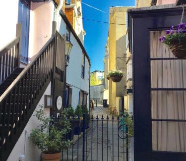 Oxford City Centre Hotel | Bath Place Hotel