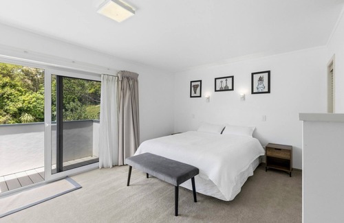 Pohara Casa | Bay Vista Retreat