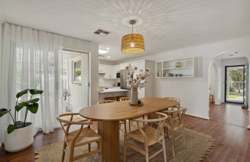 Aldinga Beach Casa | Bayleaf Retreat~Family & Pet Friendly Beach Escape