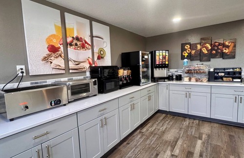 Great Falls Hotel | Baymont by Wyndham Great Falls City Center