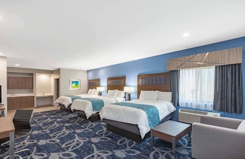 Southeast Houston Hotel | Baymont by Wyndham Houston Hobby Airport