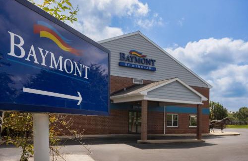 Witmer Cabina | Baymont by Wyndham Lancaster PA Dutch Country