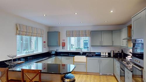 Filey Casa | Bayside at The Bay Filey, sleeps 10 in 4 bedrooms, pet-free