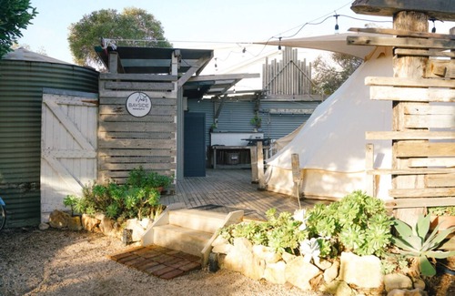 Warrenben Casa | Bayside Glamping;s Tent - Romantic Coastal Retreat in Marion Bay