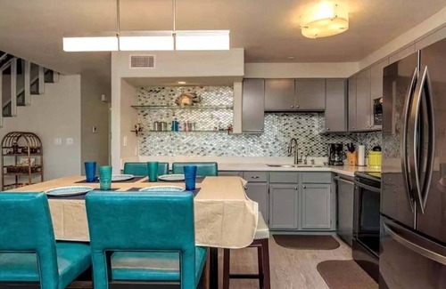 Port Isabel Casa | Bayside Paradise 4BR Home w Patio Games Room