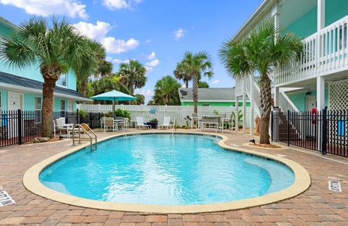 Flagler Beach Apartamento | Beach Bliss Walk to Sand and Waves