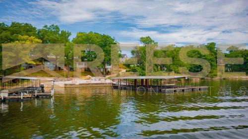 Lake Ozark Casa | Beach Cabin #6