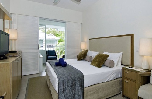 Port Douglas Hotel | Beach Club Port Douglas 3 Bedroom Luxury Apartment