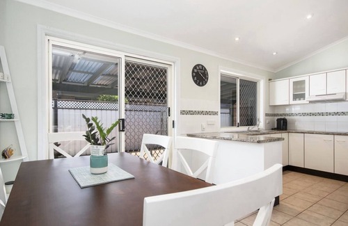 Umina Beach Villa | PLAYA DAZE - UMINA BEACH