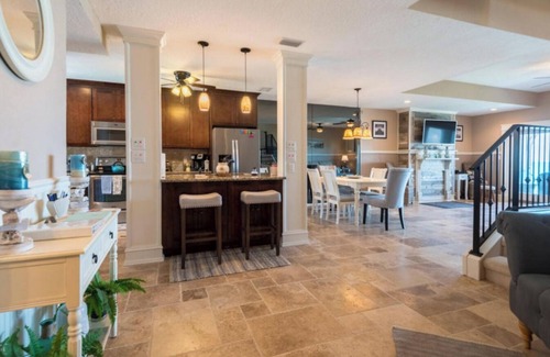 Indialantic Condominio | Condominio frente a la playa con impresionantes vistas del agua!