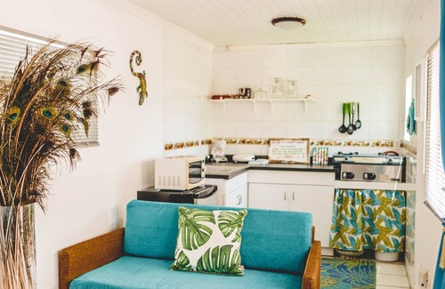 Pos Chiquito Cabaña | Beach Front Cottage