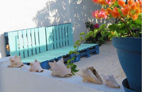 Pos Chiquito Cabaña | Beach Front Honeymoon