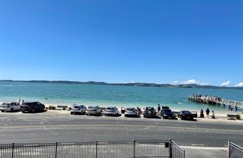 Maraetai Casa | Beach Front Resort!