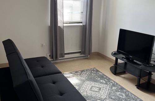 Queens Apartamento | Beach Front unit with beautiful boardwalk conveniently steps away.