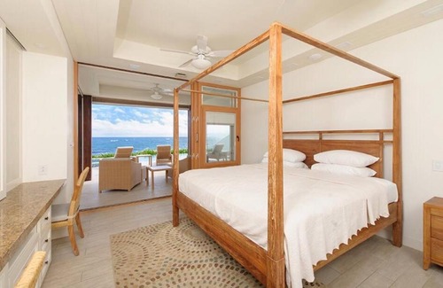Whitehaven Villa | Beach House on the East Coast, East Resort