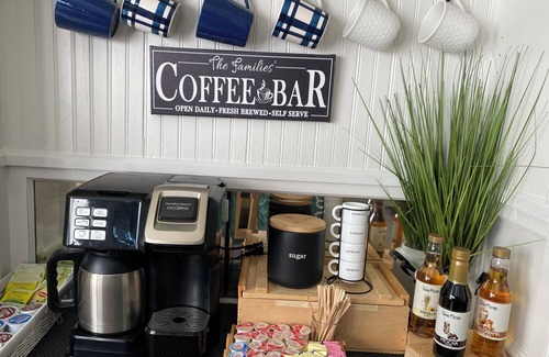 Sheboygan Casa | Beach Lake House walking disance to lake Close to Downtown & South Pier 4BR 2BA