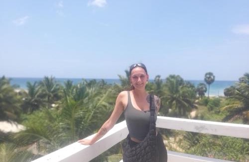 Uppuveli Hotel | Beach life long beach resort