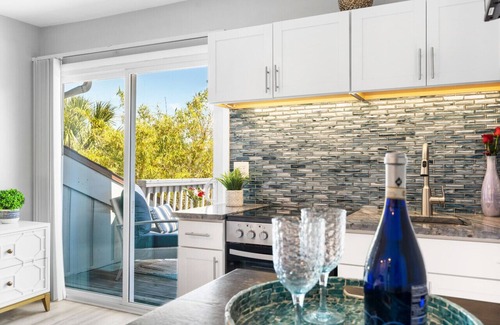 Siesta Key Village Chalet De Esquí | Beach Rd, 300ft to Beach Access & 500ft to Siesta Key Village, Studio