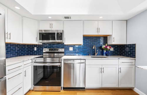 Siesta Key Village Chalet De Esquí | Beach Rd, 300ft to Beach Access & 500ft to Siesta Key Village, 2bdr