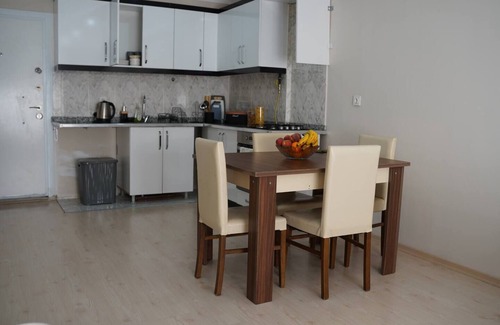 Cinarcik Apartamento | Beachfront cozy apartment in Çınarcık