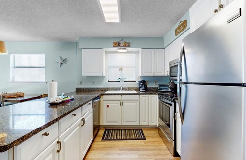 Orange Beach Condominio | Beach View 3br/2ba W/pools Sleeps 8