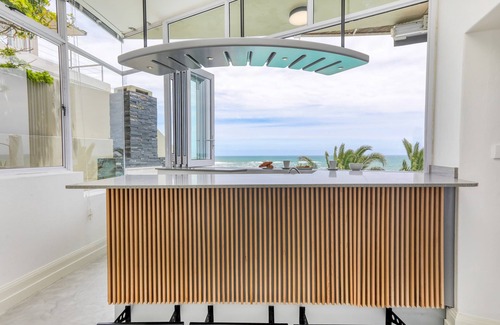 Camps Bay Villa | Beach Villa 1 - Camps Bay