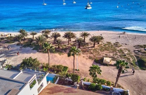 Santa Maria Casa | Beach Villa - By Bobbywashere