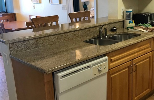 Hudson Complejo | Beachfront Condo Coco Beach Fl, Avail for Christmas and New Year's 12/20-1/3/26