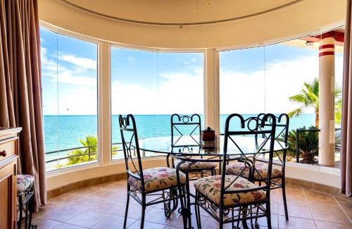 Villas de Las Palmas Casa | Beachfront condo for rent in Villas de Las Palmas San Felipe