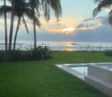 Antón Lizardo Apartamento | Beachfront house Private beach Pool 6 people