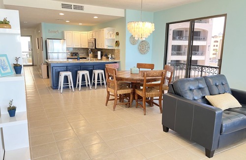 Puerto Peñasco Complejo | Beachfront Newly Remodeled Luxury Condo-Sonoran Spa W 410 -3BR 2 BA Next to pool